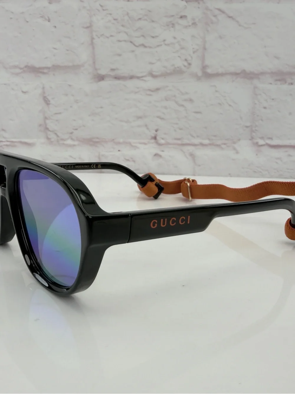 Gucci GG1239S Pilot Men's Sunglasses Green Reflective Lens 58-16-145 Like New